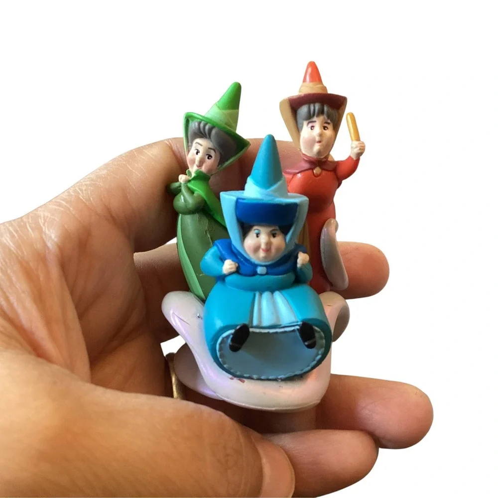 Disney Sleeping Beauty Flora Fauna Merryweather Fairy Godmothers 3in Figurine